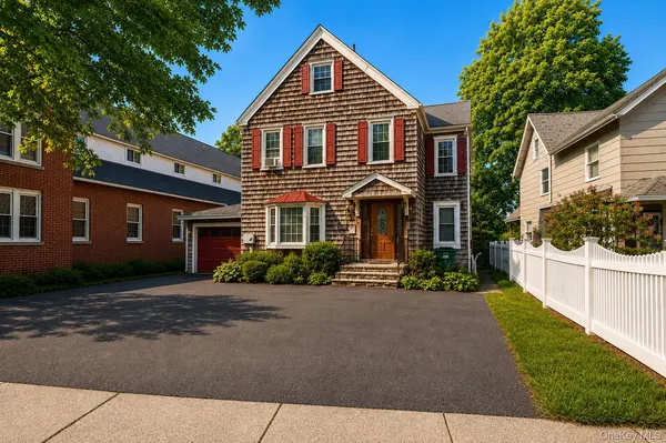 53 Main ST, Lloyd, NY 12528