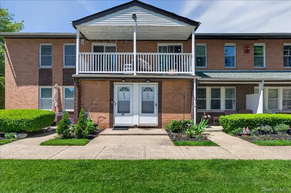 223 Artist Lake DR, Middle Island, NY 11953