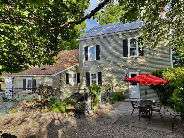 2303 Salt Point TPKE, Clinton Corners, NY 12514