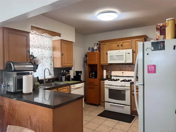 311 Beach 17, Far Rockaway, NY 11691