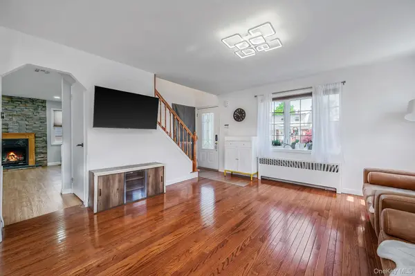 2454 Jefferson ST, East Meadow, NY 11554