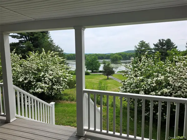 553 Lake RD, Pine Plains, NY 12567