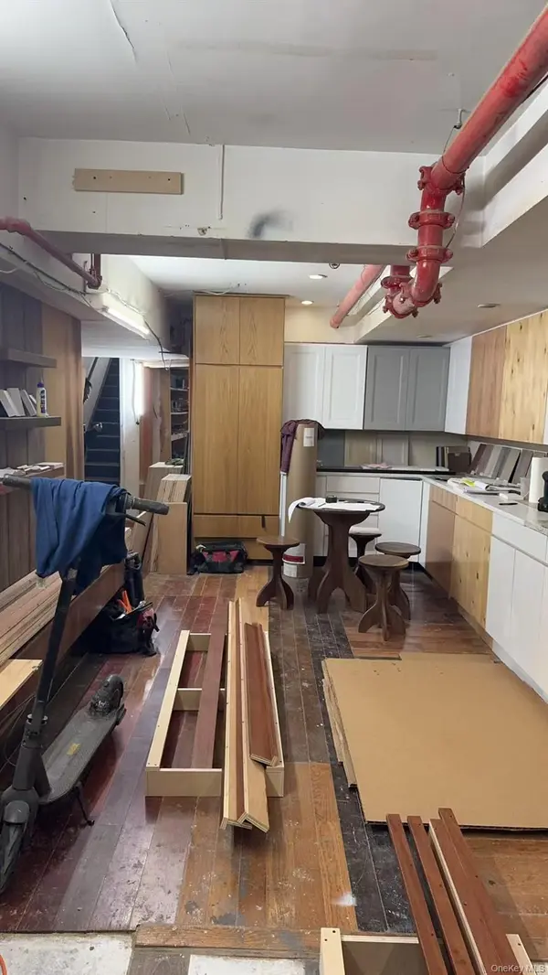 3601 College Point BLVD, Flushing, NY 11354