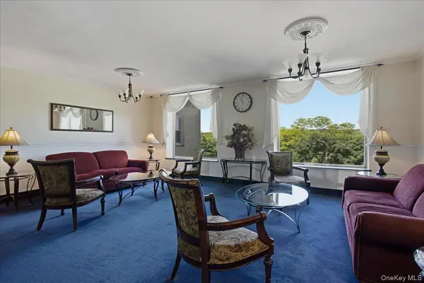 279 N Broadway #8R, Yonkers, NY 10701