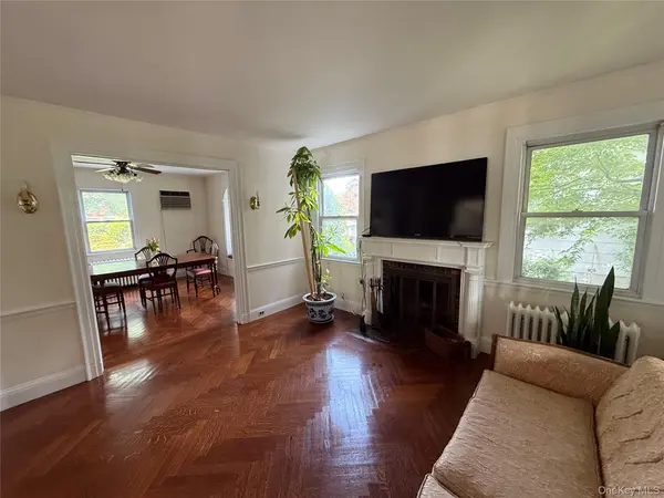 26 Rockland PL, New Rochelle, NY 10801