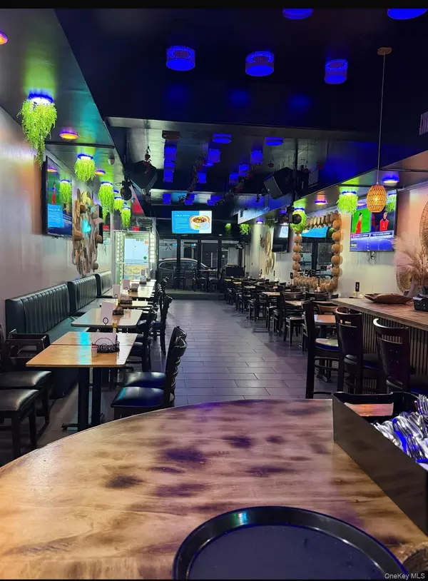 73-18 Northern BLVD, Jackson Heights, NY 11372