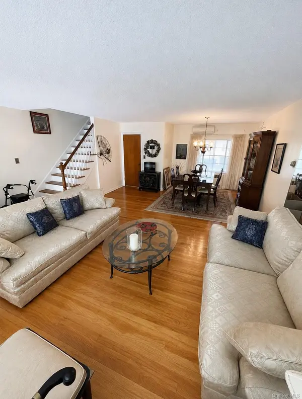 116-03 A 217th ST #A, Cambria Heights, NY 11411