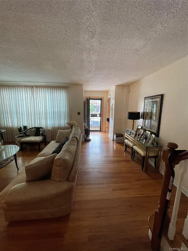 116-03 A 217th ST #A, Cambria Heights, NY 11411