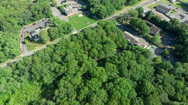 8155 Route 25, Mattituck, NY 11952