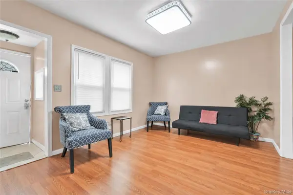 11533 146th ST, Jamaica, NY 11436
