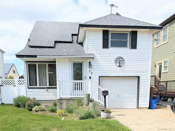 35 E Jackson AVE, Babylon, NY 11702