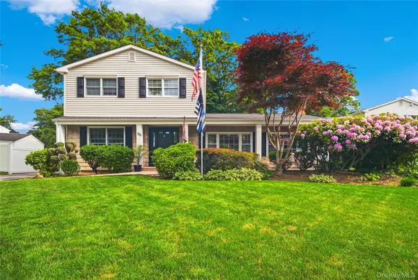 70 Birch ST, Lake Grove, NY 11755