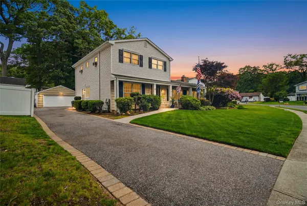 70 Birch ST, Lake Grove, NY 11755