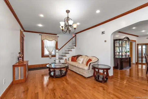 9339 Springfield BLVD, Queens Village, NY 11428
