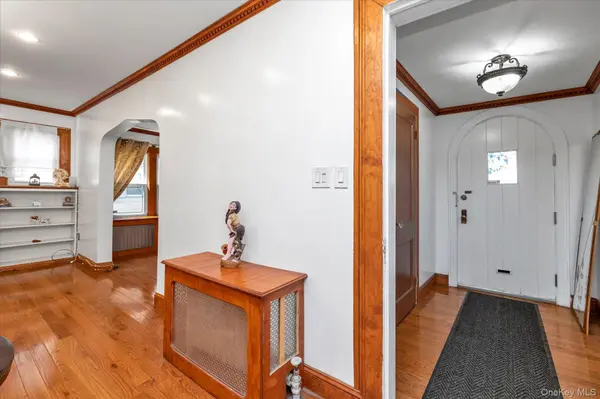 9339 Springfield BLVD, Queens Village, NY 11428