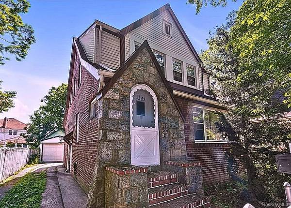 9339 Springfield BLVD, Queens Village, NY 11428