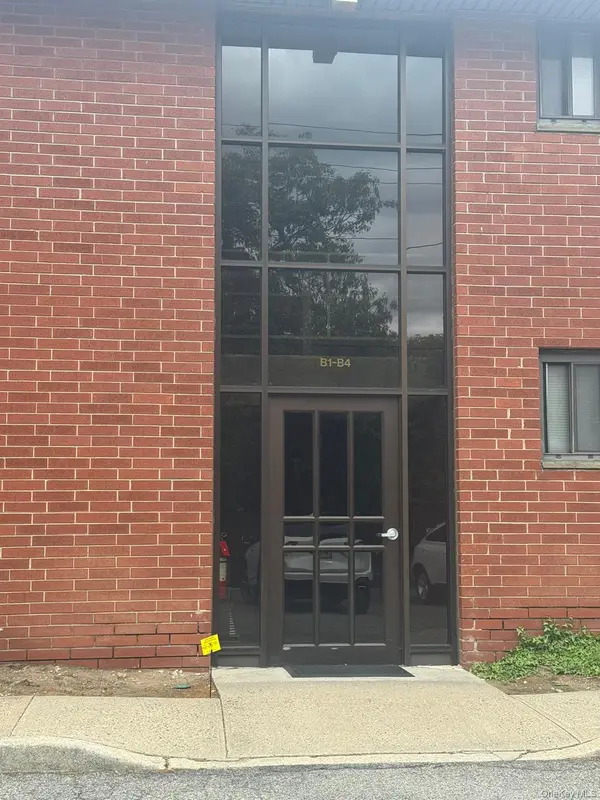70 West ST #B4, Harrison, NY 10528