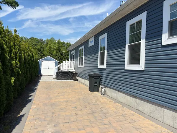 1661 Old Country RD #563, Riverhead, NY 11901