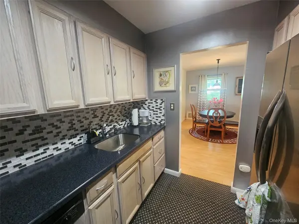 1337 Broadway #C10, Hewlett, NY 11557