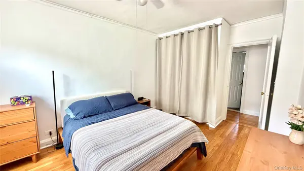 48-42 44th Street #6G, Woodside, NY 11377