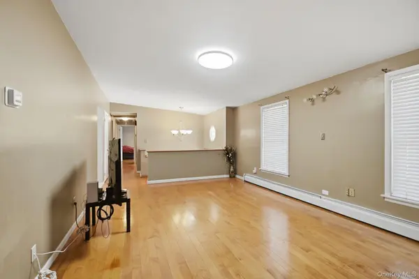 73 Kentview DR, Carmel, NY 10512