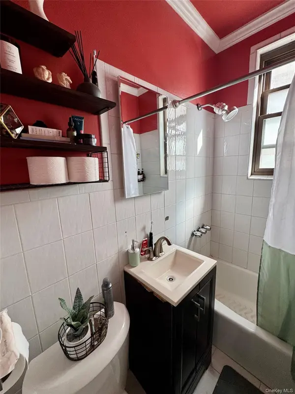 3129 47th ST, Astoria, NY 11103