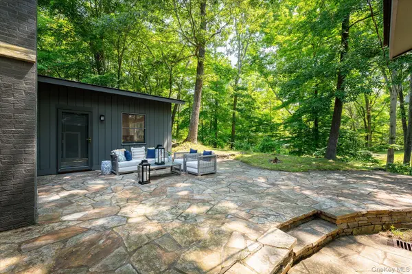 4 Wheeler RD, North Salem, NY 10560