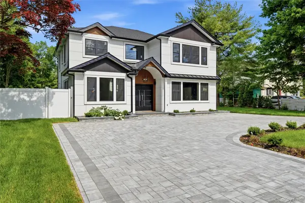 1130 Carlls Straight PATH, Dix Hills, NY 11746