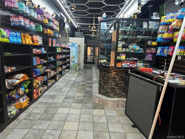5782 Mosholu AVE, Bronx, NY 10471