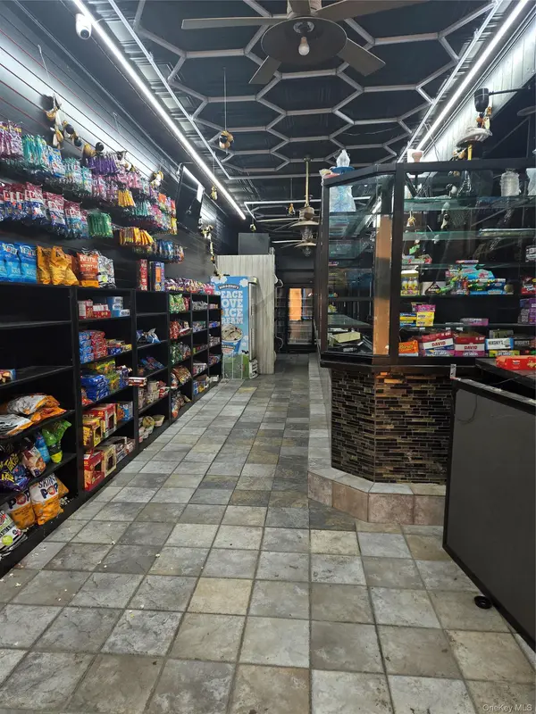 5782 Mosholu AVE, Bronx, NY 10471
