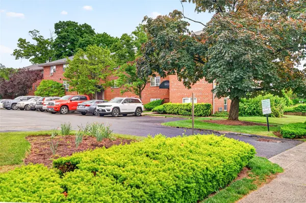 160 Centre AVE #3M, New Rochelle, NY 10805