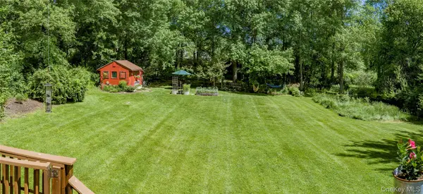 32 Cobb RD, Brewster, NY 10509