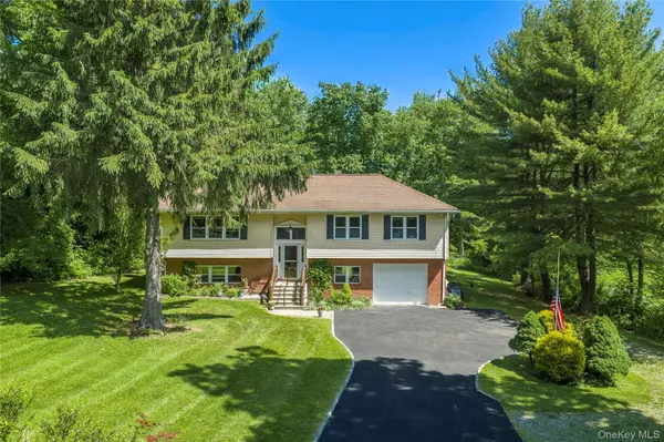 32 Cobb RD, Brewster, NY 10509