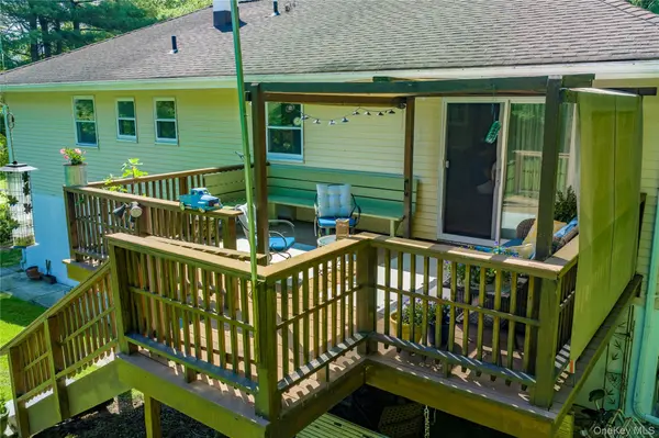 32 Cobb RD, Brewster, NY 10509