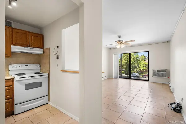115 Dehaven DR #105, Yonkers, NY 10703