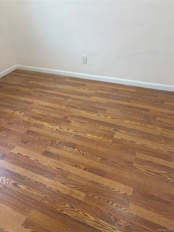 183-34 Fonda AVE, Saint Albans, NY 11412