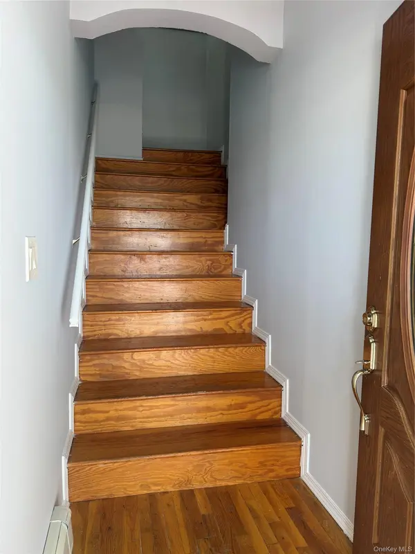 14019 247th ST, Rosedale, NY 11422
