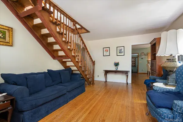 1045 Stanton AVE, Woodmere, NY 11598