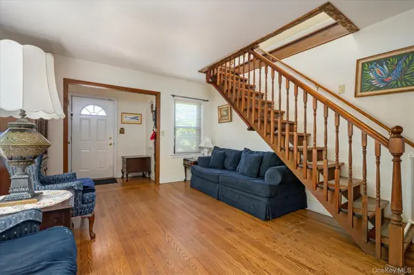 1045 Stanton AVE, Woodmere, NY 11598