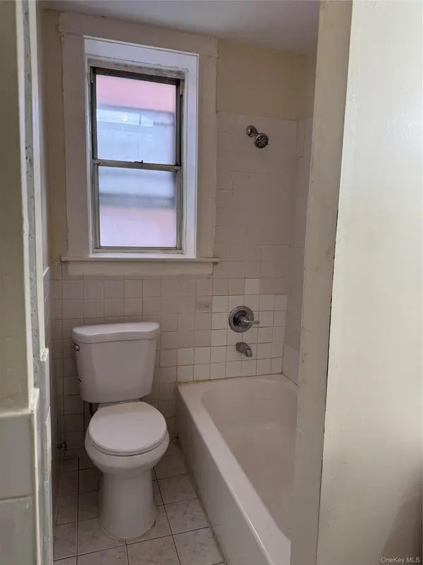 249 McLean AVE #1B, Yonkers, NY 10705