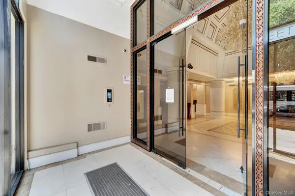 63-36 99th ST #3K, Rego Park, NY 11374