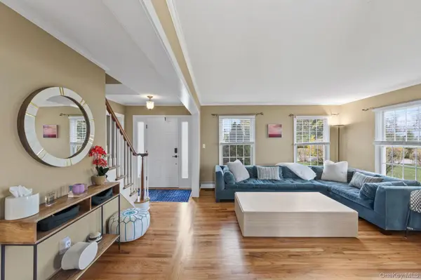 175 Birch LN, Cutchogue, NY 11935
