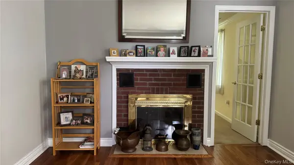 17 Church ST, Hopewell Junction, NY 12533