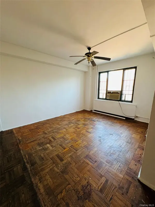 44 Metropolitan OVAL #7C, Bronx, NY 10462