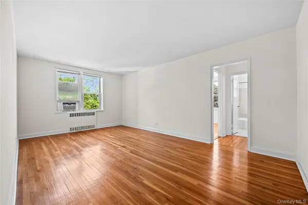 5621 Netherland  avenue #4D, Bronx, NY 10471