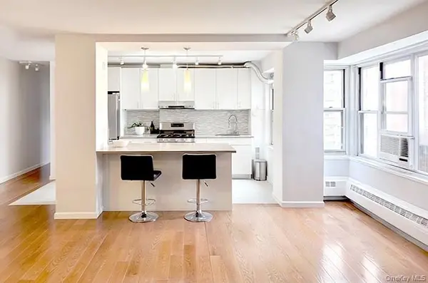 573 Grand ST #D802, New York (manhattan), NY 10002