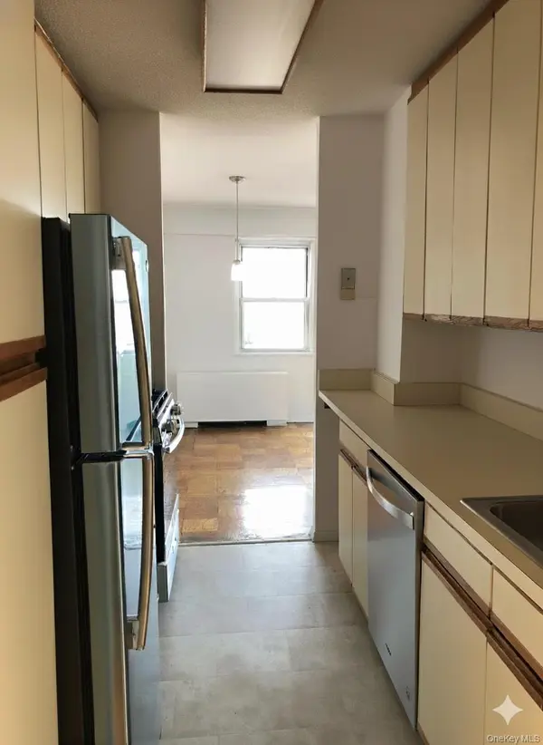 72-35 112th ST #10C, Forest Hills, NY 11375