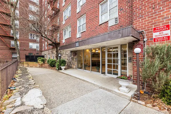 101 Highland AVE #4R, Yonkers, NY 10705