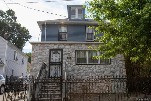 4810 Robertson ST, Bronx, NY 10470