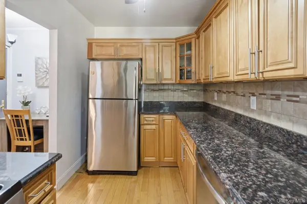 51-42 30th AVE #3L, Woodside, NY 11377